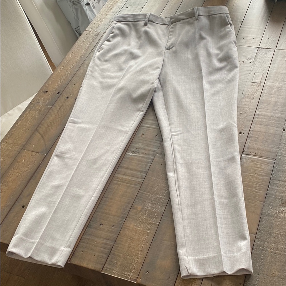 Banana Republic Gray Dress Pants with Straight-Leg Design